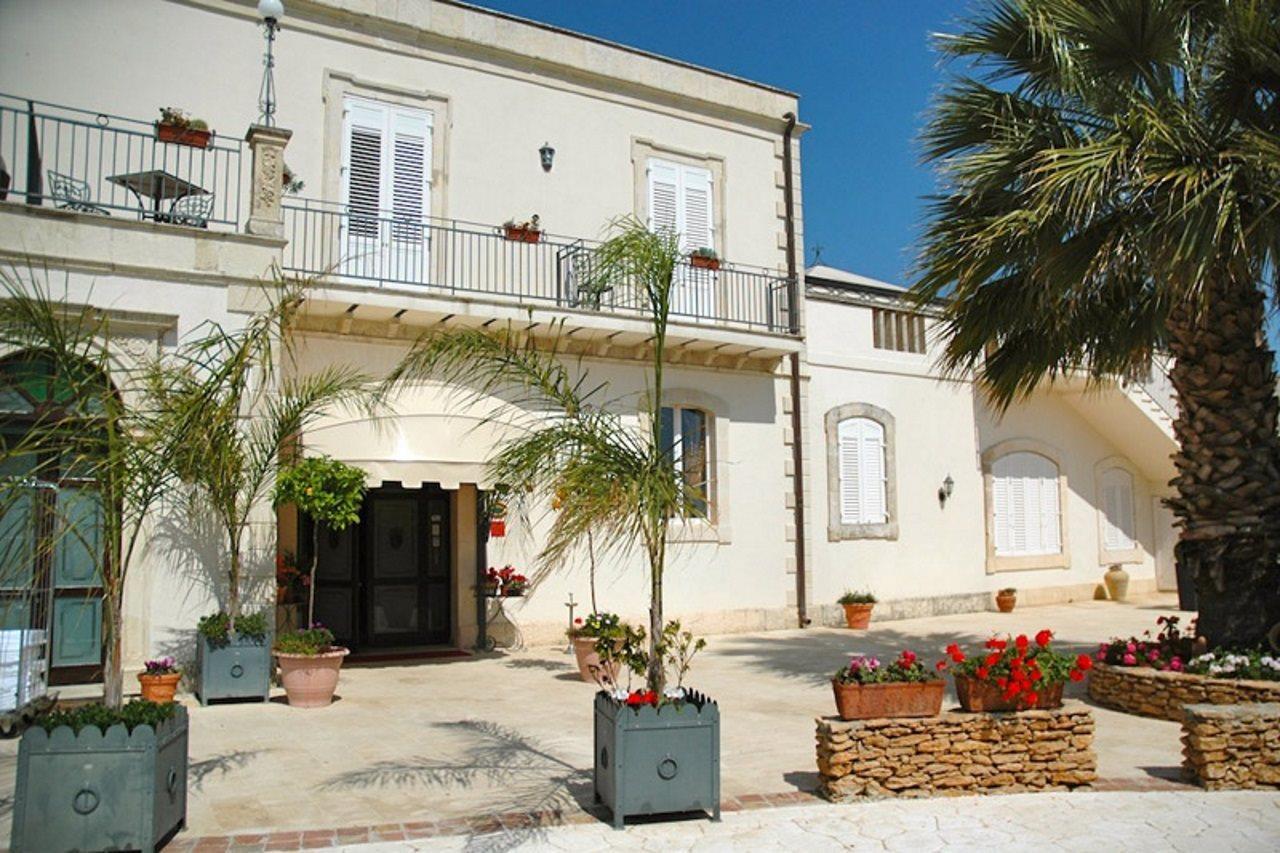 Charme Hotel Villa Principe Fitalia Fanusa Eksteriør bilde